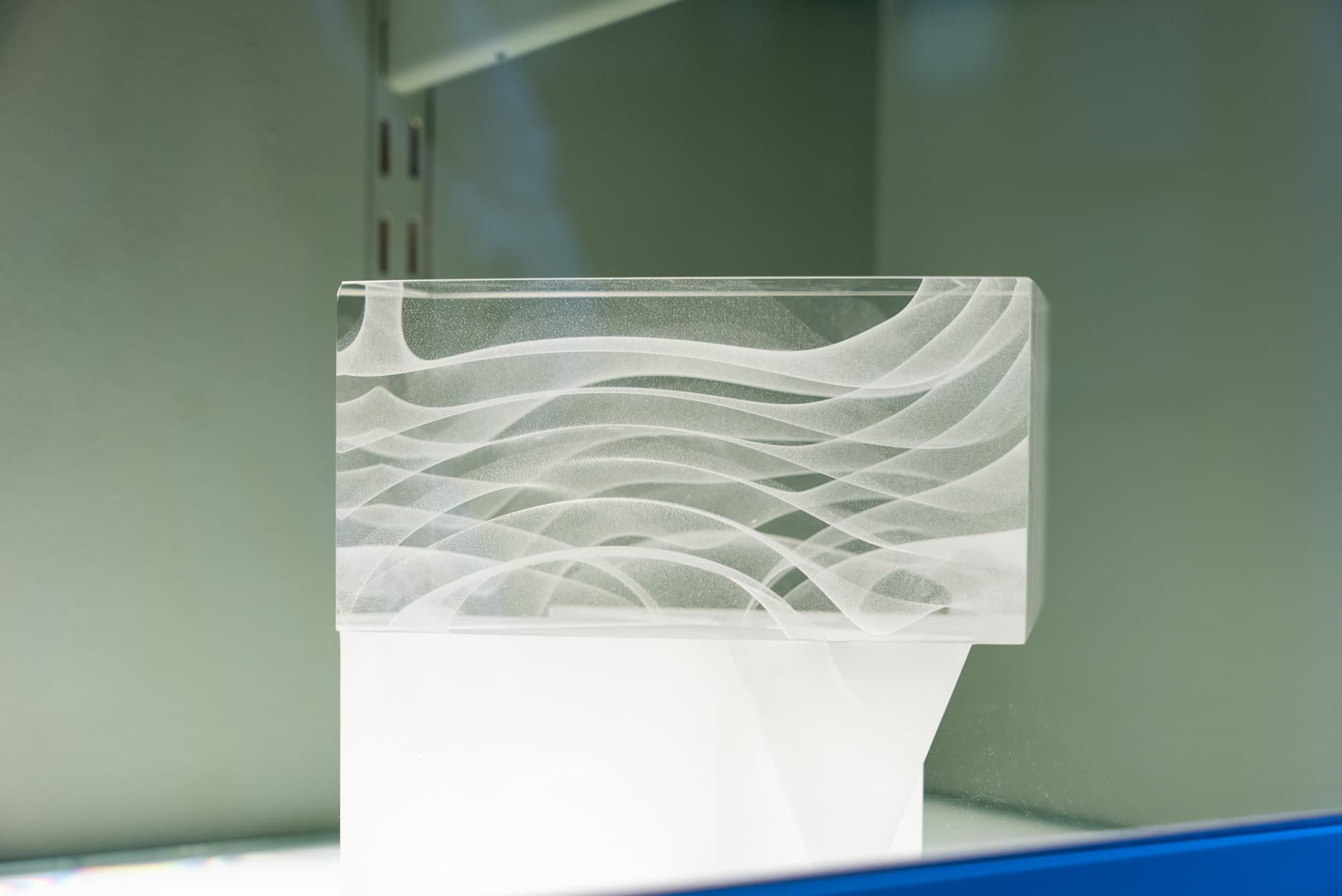 Steven Weinberg’s untitled glass sculpture on display at the RISD Museum.